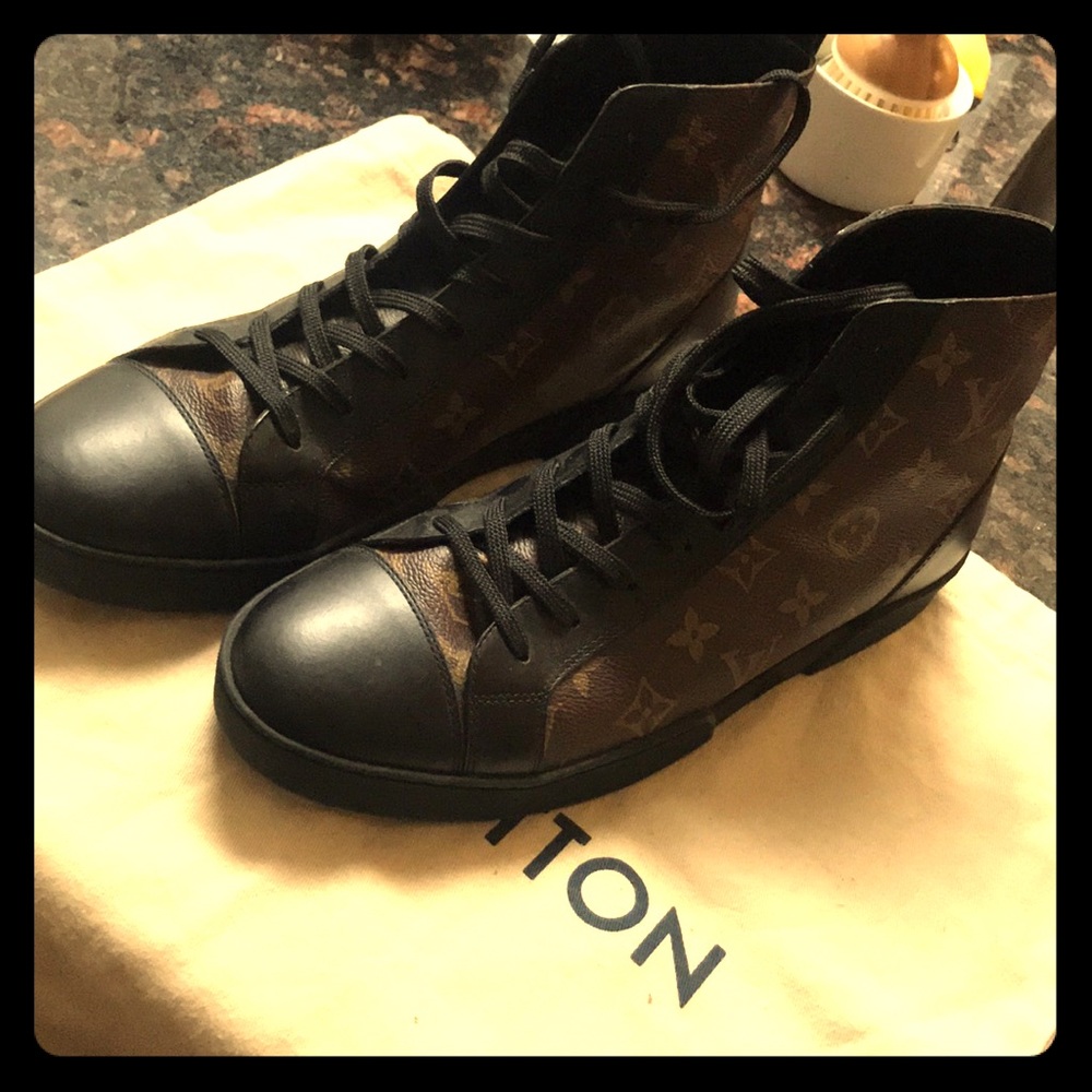 Match up sneaker boot Sz 7